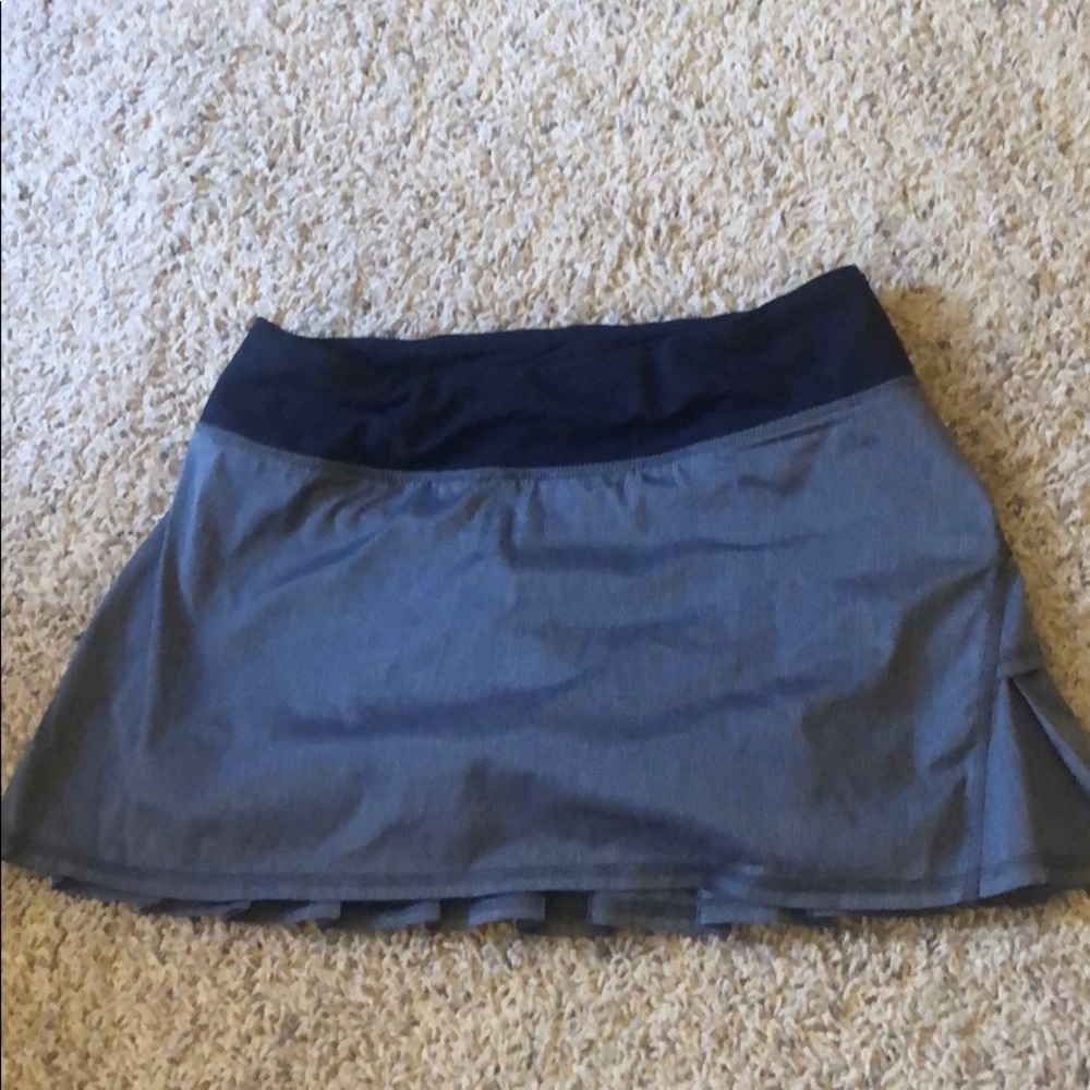 Lululemon Ruffle Back Tennis Skirt (RARE!!!!)